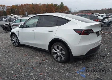 2023 Tesla Model Y Awd/Long Range Dual Motor All-Wheel Drive from USA, damaged, VIN 7SAYGAEE0PF785563